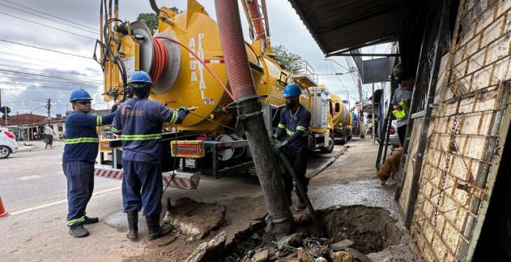 Infraestrutura retira 396,71 toneladas de entulhos da rede de drenagem de Maceió