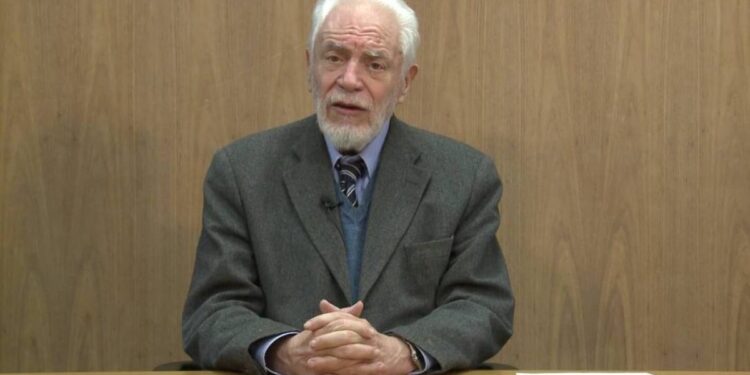 Morre  Cícero Sandroni, jornalista e membro da Academia Brasileira de Letras aos 90 anos