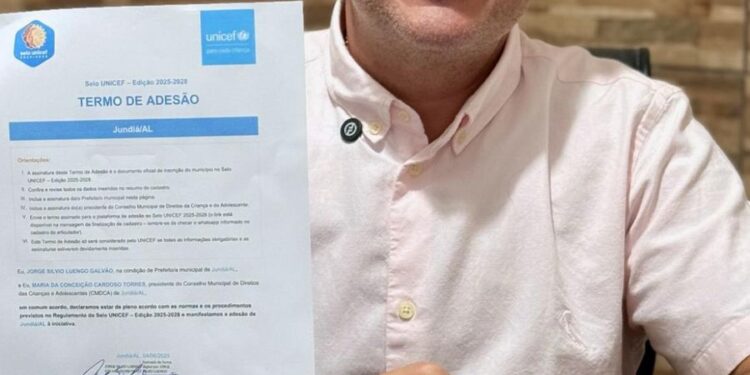 Prefeito de Jundiá assina adesão ao Selo Unicef e reforça compromisso com os direitos de crianças e adolescentes