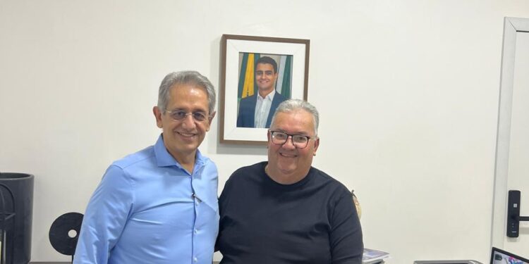 Vereador Valério Passos se reúne com secretário de JHC em busca de força política pensando na prefeitura de Viçosa em 2028