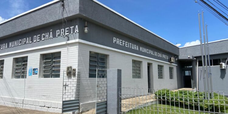 Prefeitura de Chã Preta antecipa salário de junho e reforça compromisso com o servidor
