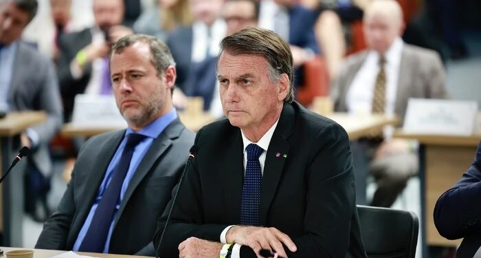 Bolsonaro se manifesta após interrogatório de 3 horas no STF
