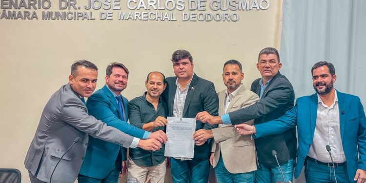 Câmara de Marechal aprova reajuste para servidores públicos