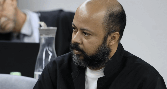 Serial killer é condenado a 24 anos de prisão por matar jovem trans