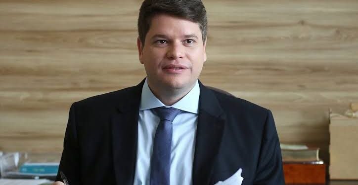 Davi Davino sobre a disputa ao Senado: “Não abro pra ninguém”