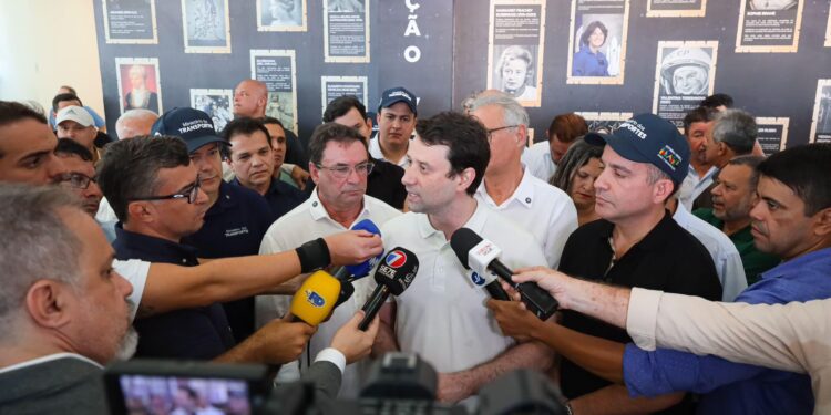 Deputado Daniel destaca importância do VLT e união política por Arapiraca