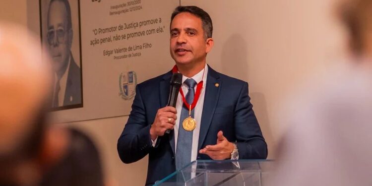 Paulo Dantas pode disputar o Senado em 2026