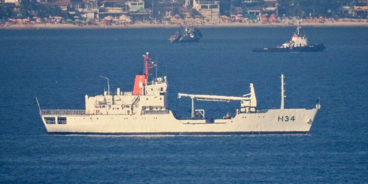 Navio da Marinha estará aberto para visitação pública em Maceió neste sábado (19)