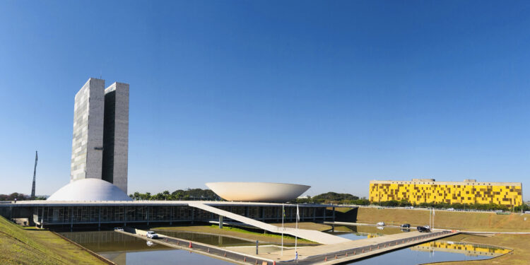 Quaest: 51% reprovam atuação do Congresso; aprovação é de 42%