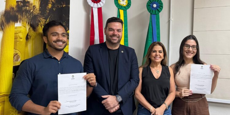 Câmara de Maceió empossa mais dois novos servidores efetivos