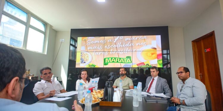 Deputada Fátima Canuto comemora chegada do Grupo Maratá ao Pilar