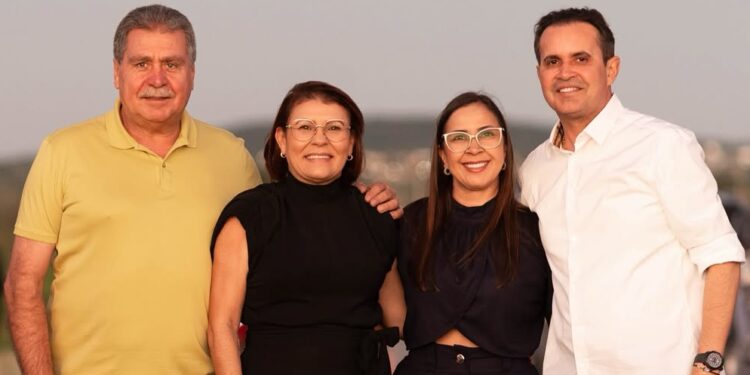 Carneiros comemora 63 anos com festa, entregas e ações sociais