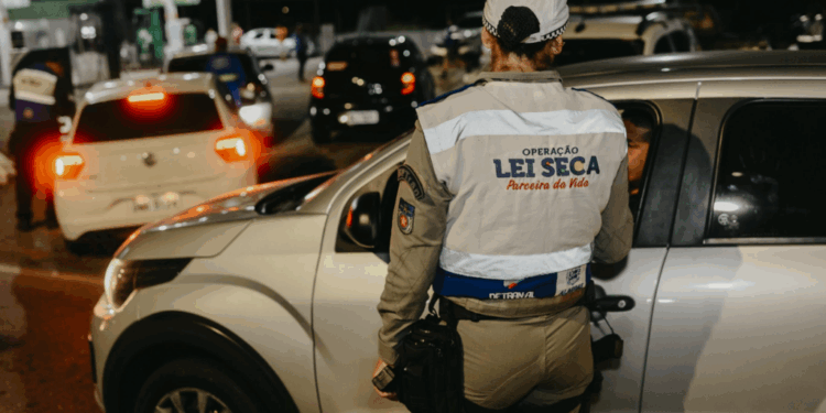 Detran amplia fiscalização e reduz em 36,87% o índice de alcoolemia nas abordagens da Lei Seca