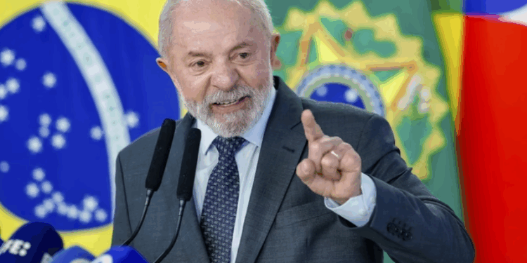 “Não há vencedores em guerras tarifárias”, diz Lula em meio a crise com Trump