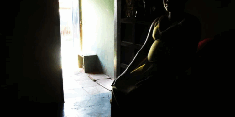 Pesquisa alagoana detecta plástico em placentas e cordões umbilicais