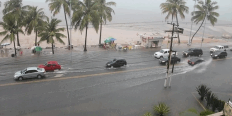 Alagoas tem dois alertas de chuva para as próximas 24 horas