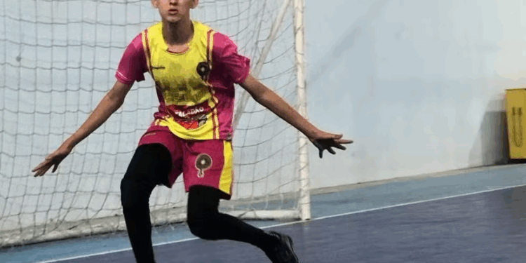 “Veio enterrar o avô e voltou em um caixão”: família pede Justiça por morte de jovem em assalto em Maceió