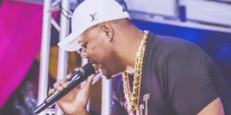 Funkeiro famoso nos anos 2000 morre após contrair bactéria rara