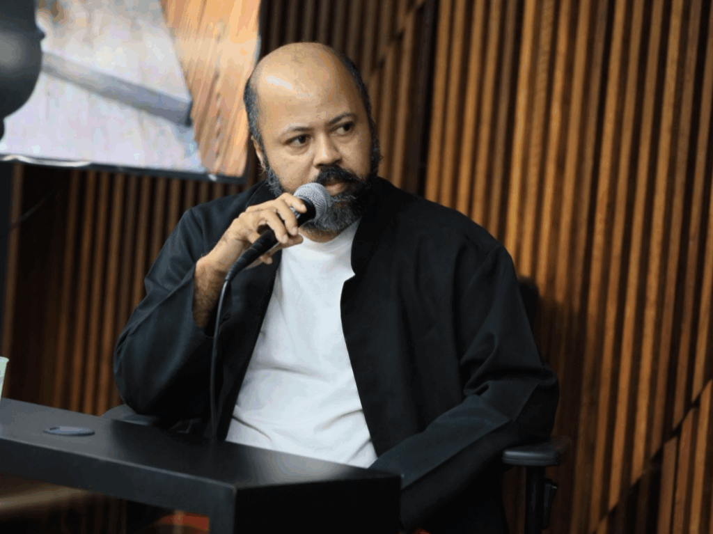 Serial Killer: Albino nega assassinato e questiona provas durante júri