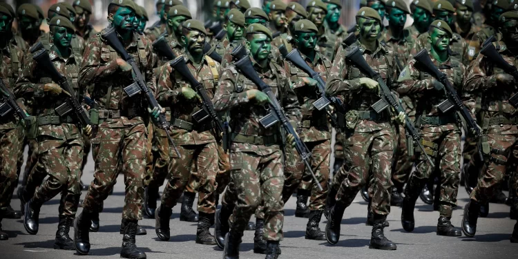 Reajuste de 9% para militares das Forças Armadas é aprovado no Congresso