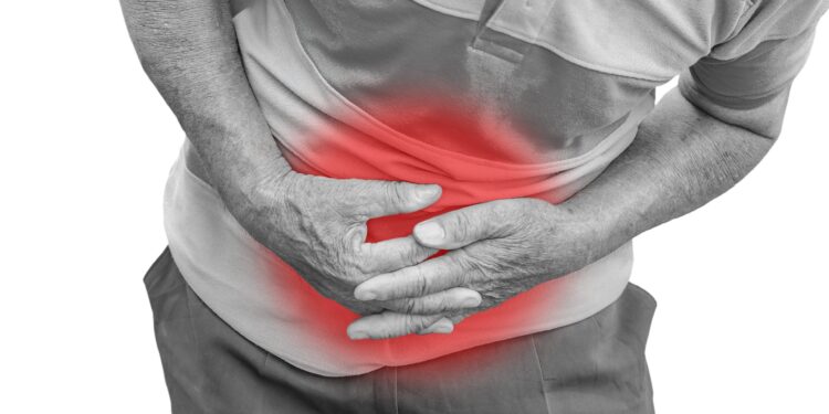 Diagnosticar a apendicite cedo pode salvar vidas, alerta médico do Hospital Ib Gatto Falcão