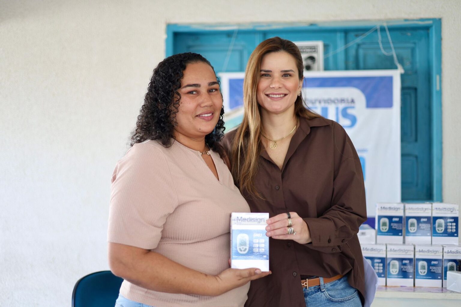 Prefeita Ceci participa da entrega de aparelhos de glicemia na UBS Santa Inês: mais de 400 unidades serão distribuídas em toda a rede de saúde