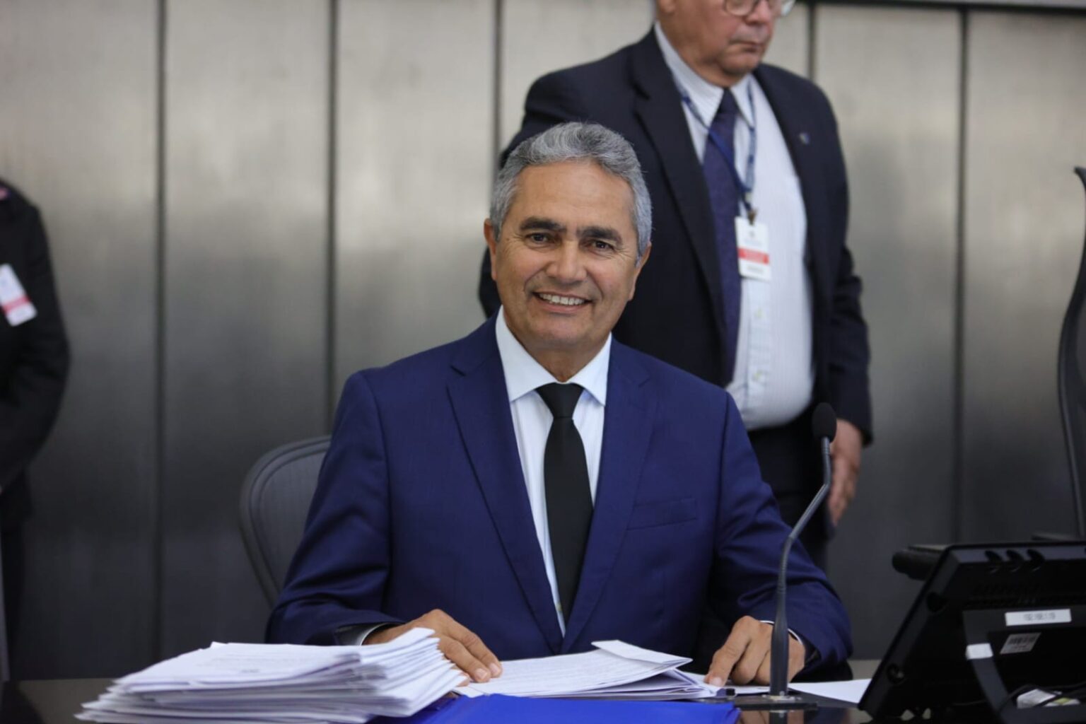 Deputado Francisco Tenório relembra “Dia da Mobilização Estadual” em vídeo com imagens históricas de 1997