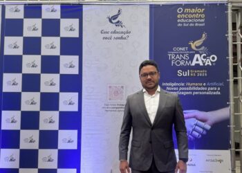 Prefeito Bruno Teixeira participa do CONET Sul 2025 e reforça compromisso com a educação de qualidade em Maribondo