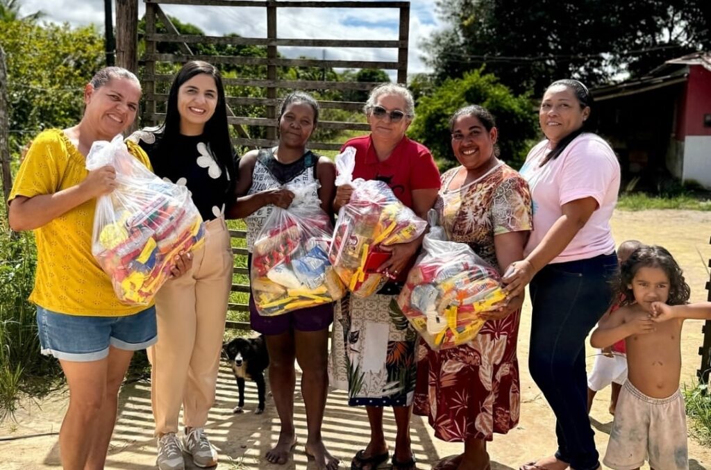 Prefeita de São Luís do Quitunde realiza entrega de cestas básicas a famílias da zona rural