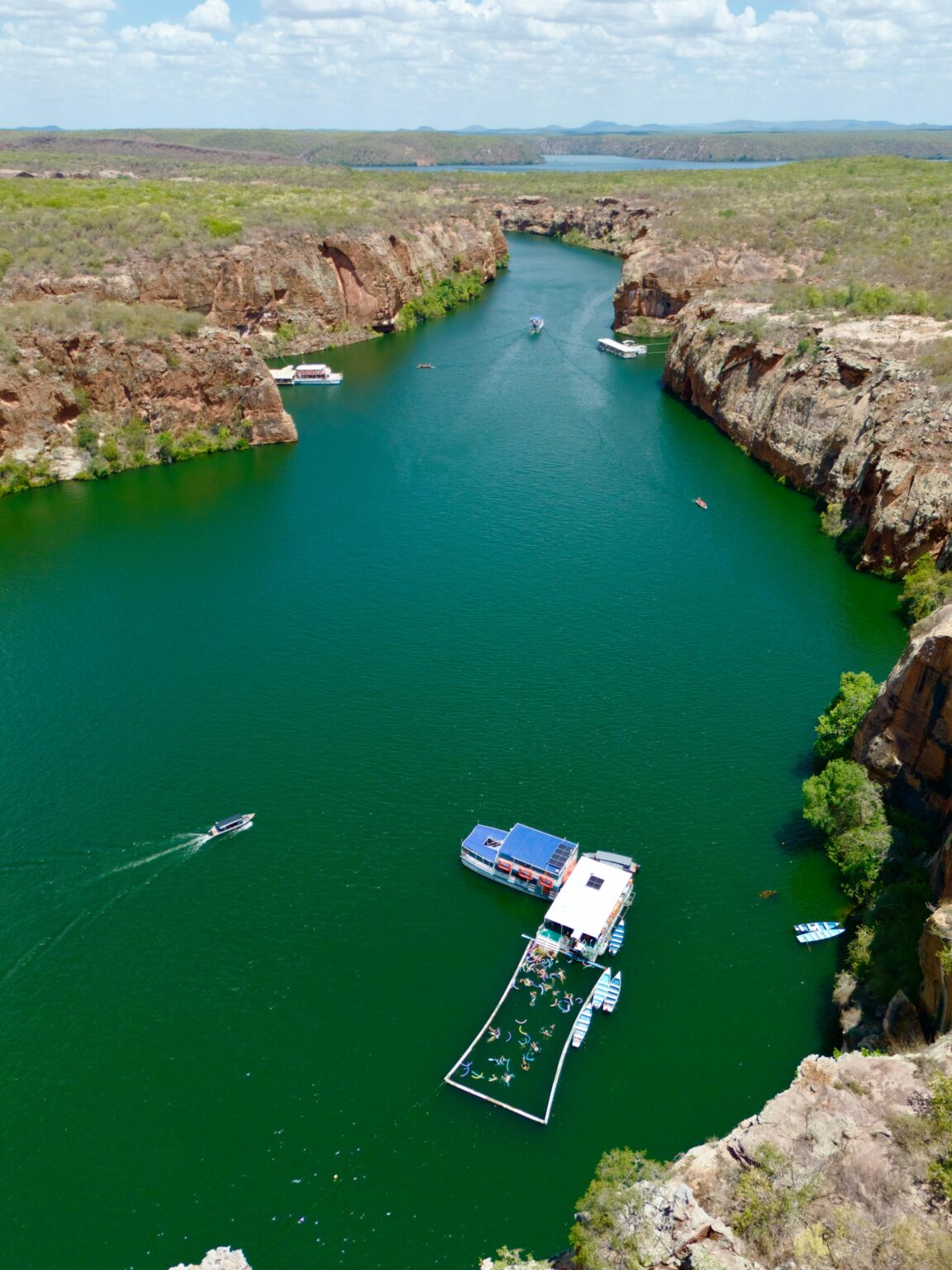 Rede hoteleira já registra 100% de ocupação durante o Pedra Fest em Delmiro Gouveia