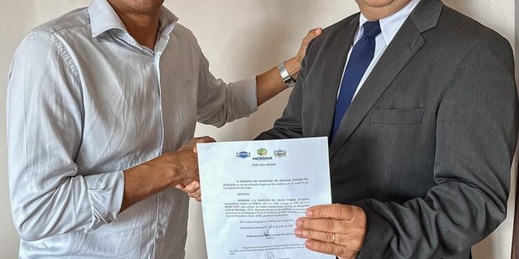 Prefeito Marcos Silva apresenta novo procurador-geral e reforça compromisso com gestão eficiente em Messias