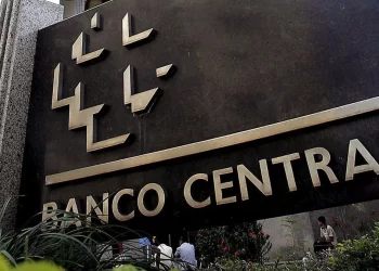 BC oferta até US$ 1 bilhão em leilão nesta terça-feira (29)