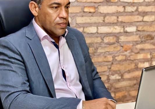 Siderlane voltou à Câmara de Maceió carregando uma mágoa especial