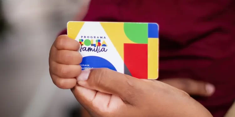Bolsa Família para quem mora sozinho: saiba quem tem direito