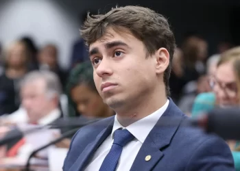 Nikolas Ferreira aparece como o político mais influente do Brasil no Instagram, segundo levantamento