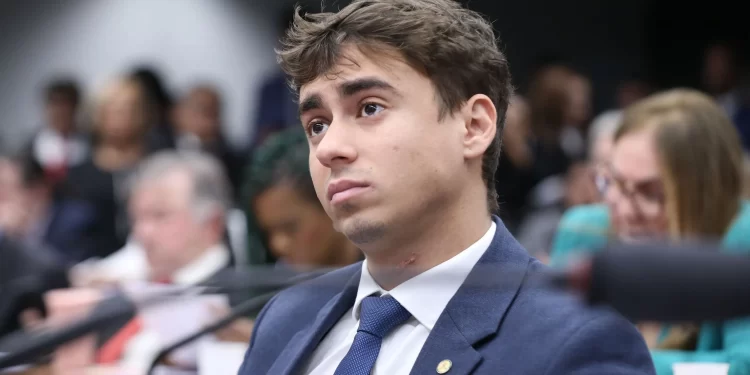 Nikolas Ferreira aparece como o político mais influente do Brasil no Instagram, segundo levantamento