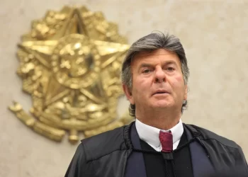 Voto de Fux sobre Bolsonaro pode influenciar cenário após retaliação dos EUA