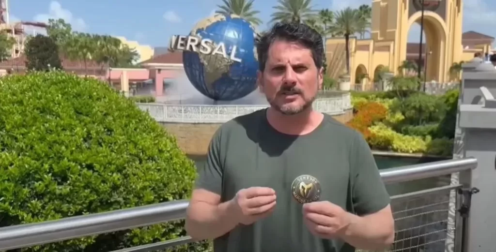 Marcos do Val nega ter fugido e diz que está com a filha em viagem