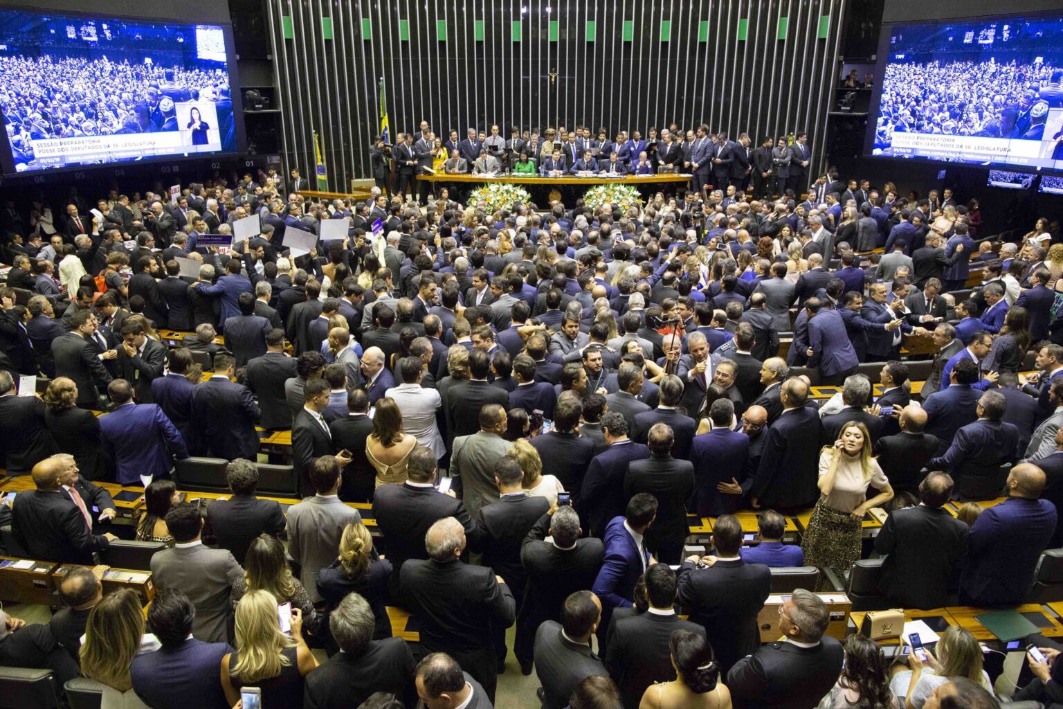 Pesquisa Quaest aponta que 85% dos brasileiros são contra aumento de deputados