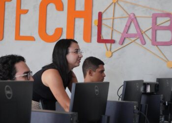Alagoas abre 700 vagas para cursos gratuitos em tecnologia por meio do programa OxeTech