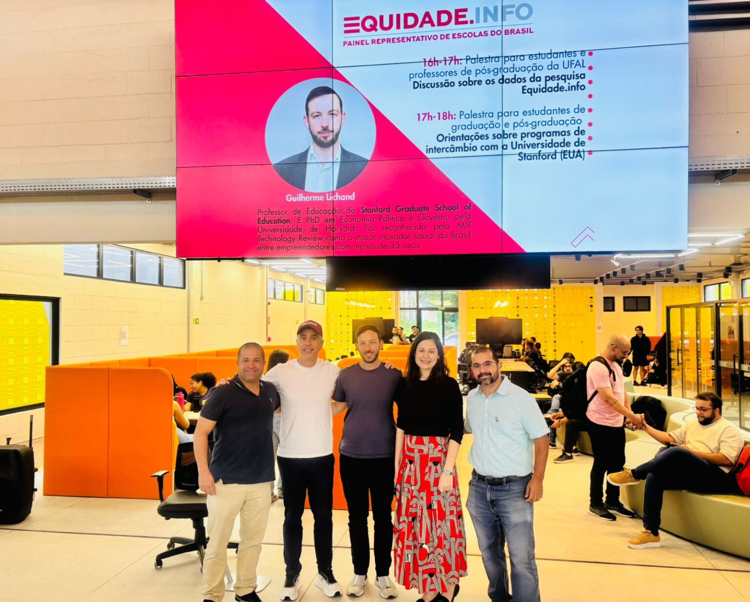Rafael Brito celebra anúncio de bolsas de mestrado em Stanford para estudantes alagoanos