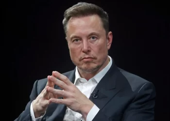 Rede social de Musk elogia Trump por medidas contra Moraes