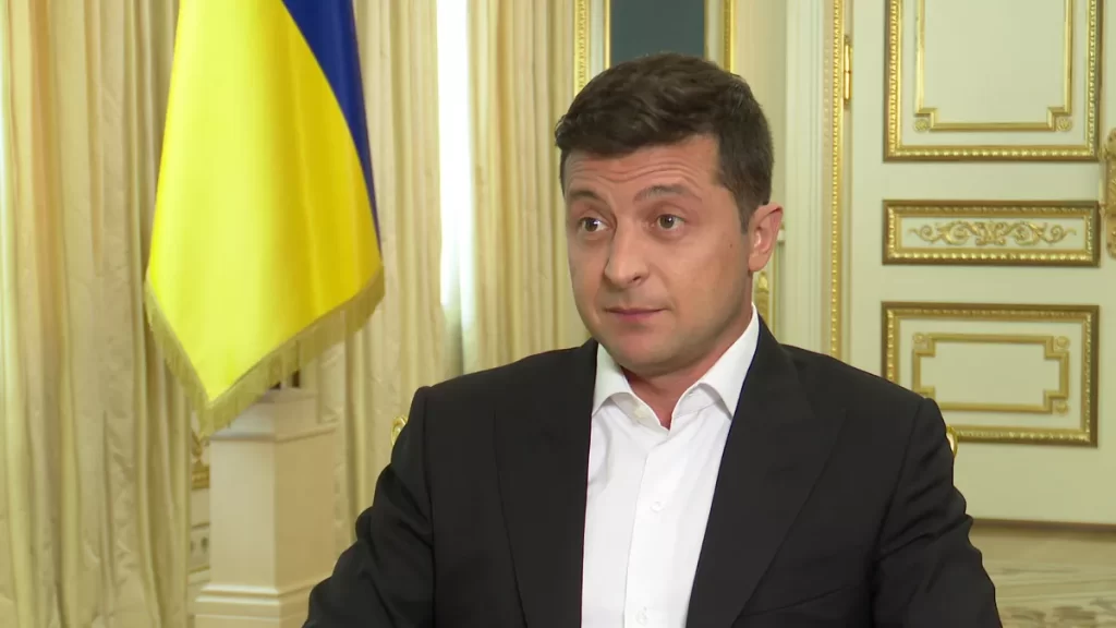 Zelensky admite pela primeira vez possibilidade de ceder território à Rússia em busca de acordo de paz