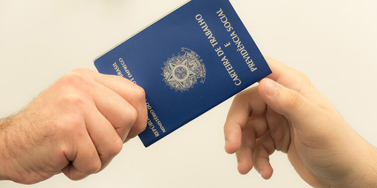 Trabalho formal: Alagoas abre 3 mil postos em julho