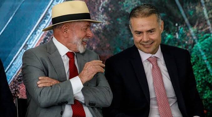 Renan Filho aparece em último em pesquisa para presidente