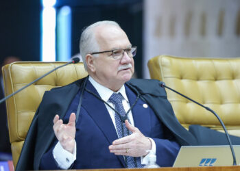 Relação entre Trump e Fachin desperta atenção sobre próximos passos de Bolsonaro