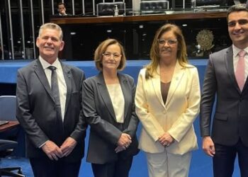 Primeira alagoana assume vaga no STJ e recebe apoio de autoridades em Brasília