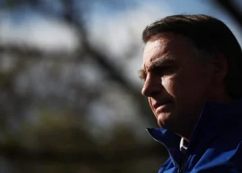 Fim do foro é estratégia da direita para negociação, mas não favorece Bolsonaro