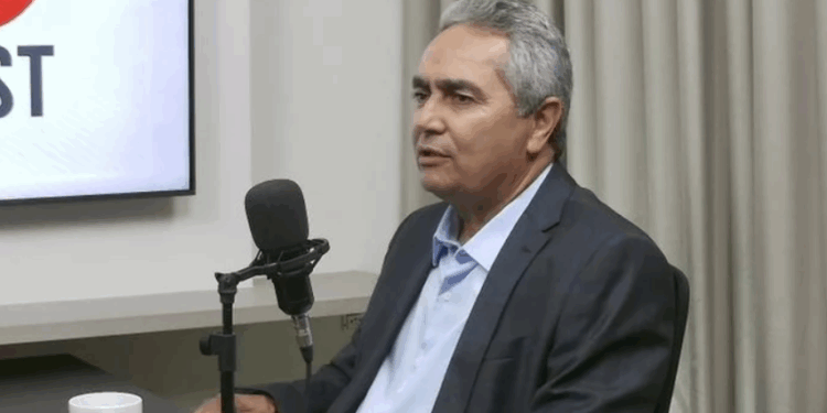 Ex-delegado, Chico Tenório admite erro ao prender usuários de maconha