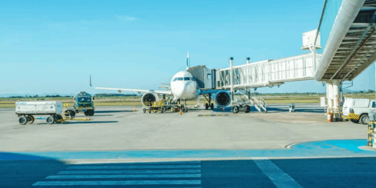 Alagoas está entre os 10 destinos nacionais que mais expandiram a malha aérea, aponta pesquisa